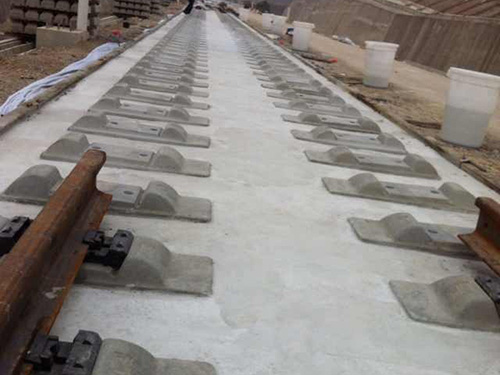 無砟軌道道床板